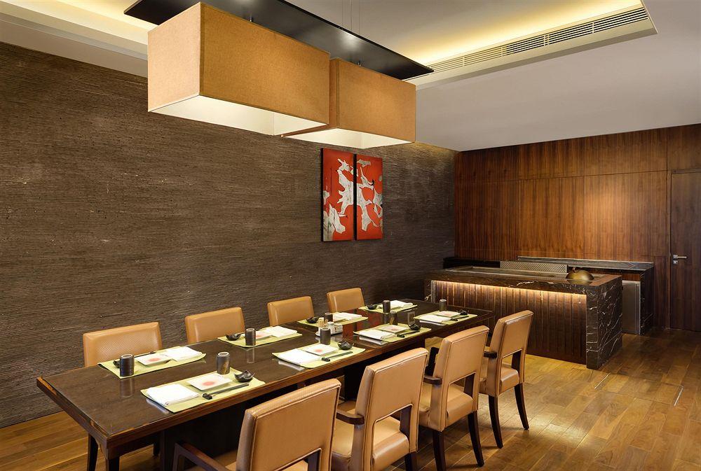 Sheraton Changchun Jingyuetan Hotel Buitenkant foto