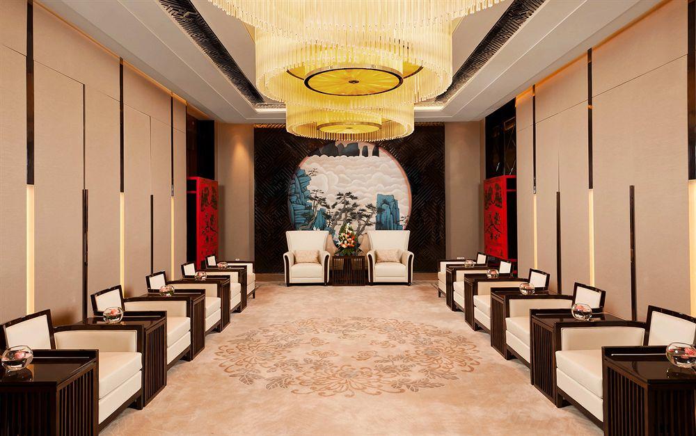 Sheraton Changchun Jingyuetan Hotel Buitenkant foto