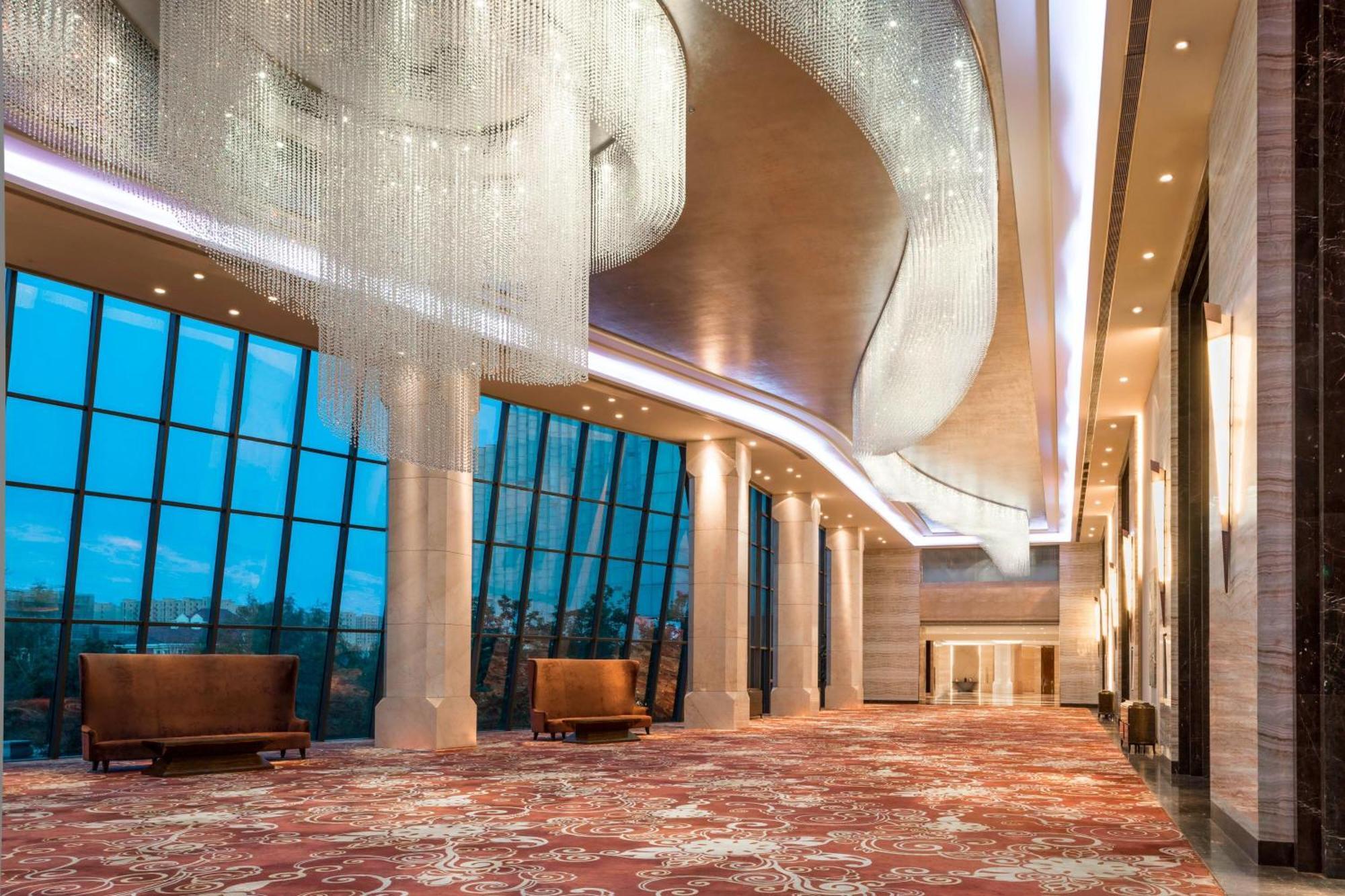 Sheraton Changchun Jingyuetan Hotel Buitenkant foto