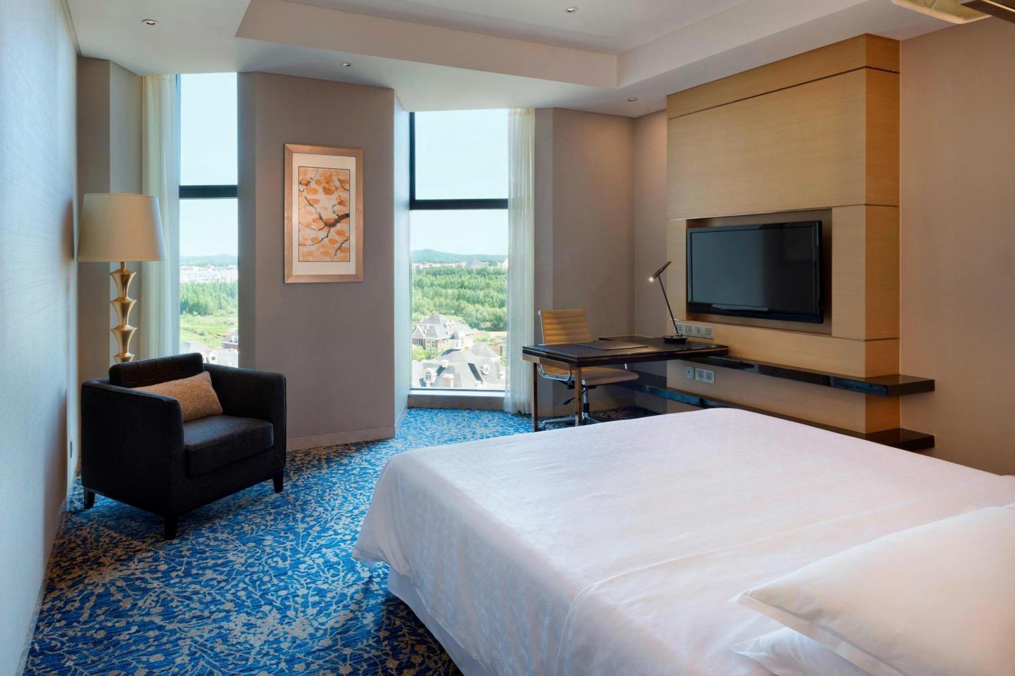 Sheraton Changchun Jingyuetan Hotel Buitenkant foto