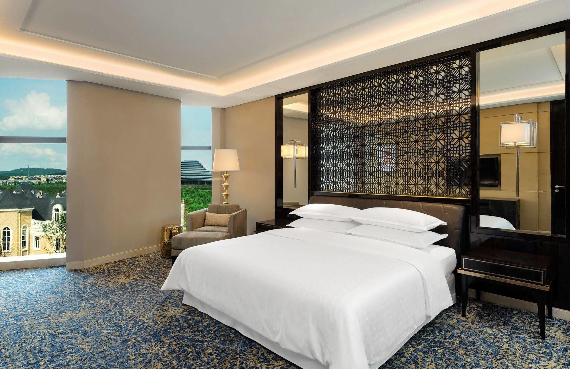 Sheraton Changchun Jingyuetan Hotel Buitenkant foto
