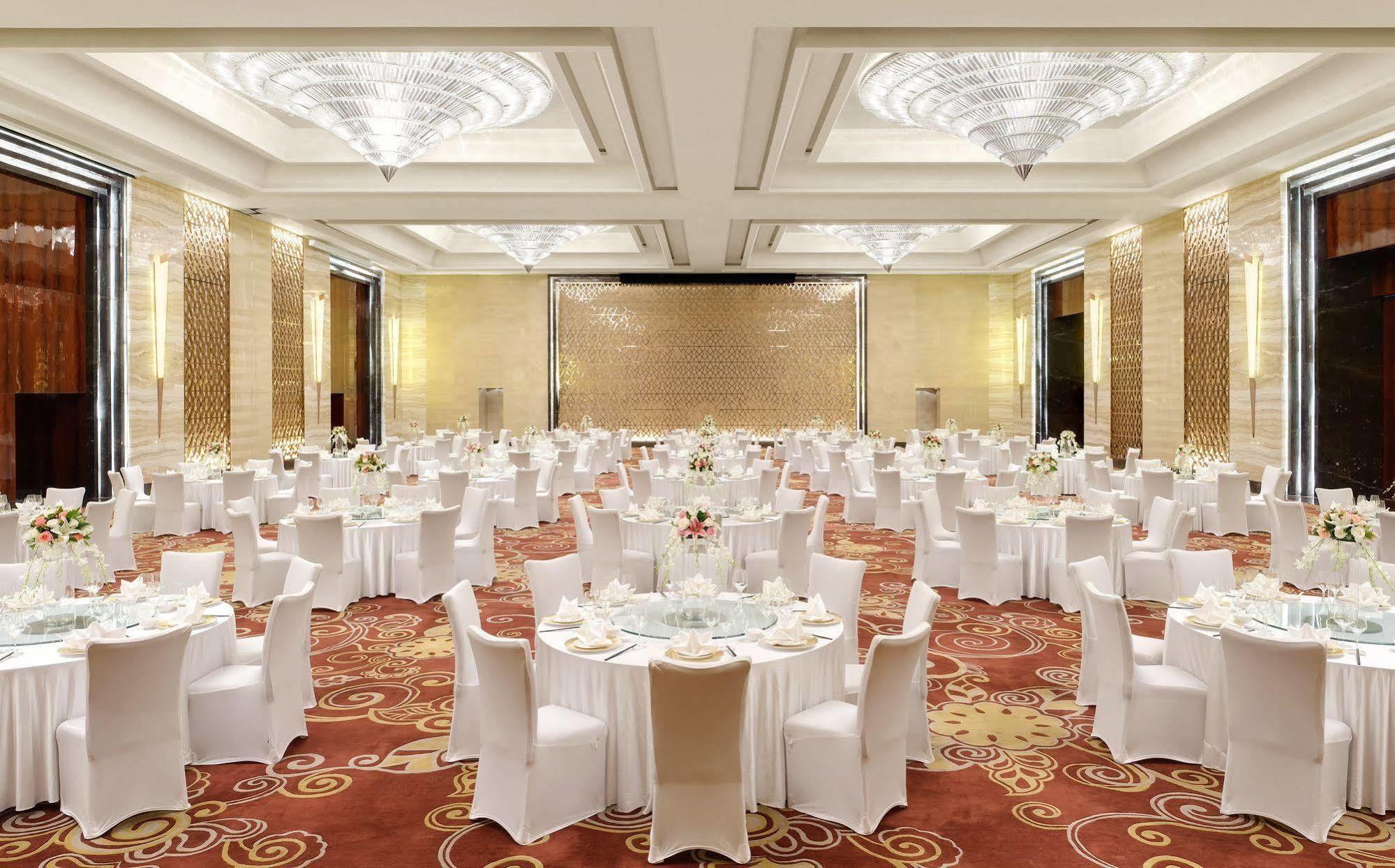 Sheraton Changchun Jingyuetan Hotel Buitenkant foto